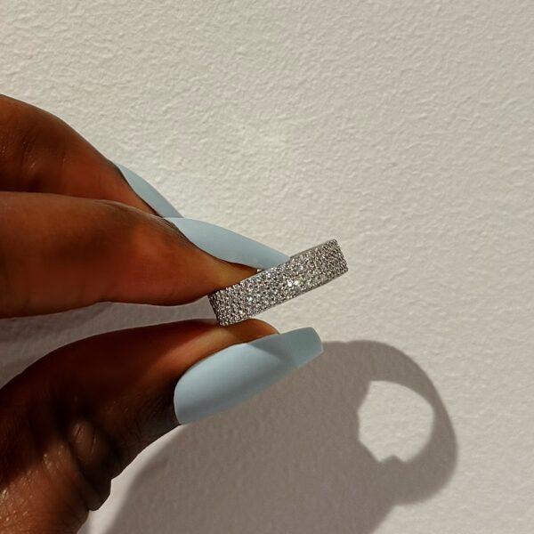 Chinny Eternity Wedding Band - Image 4