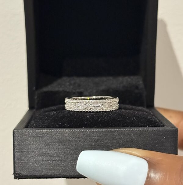 Gabriella 5mm Wedding Band - Image 7