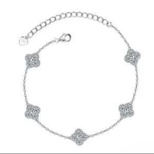 Bloom Four Leaf Clover 925 Moissanite Bracelet